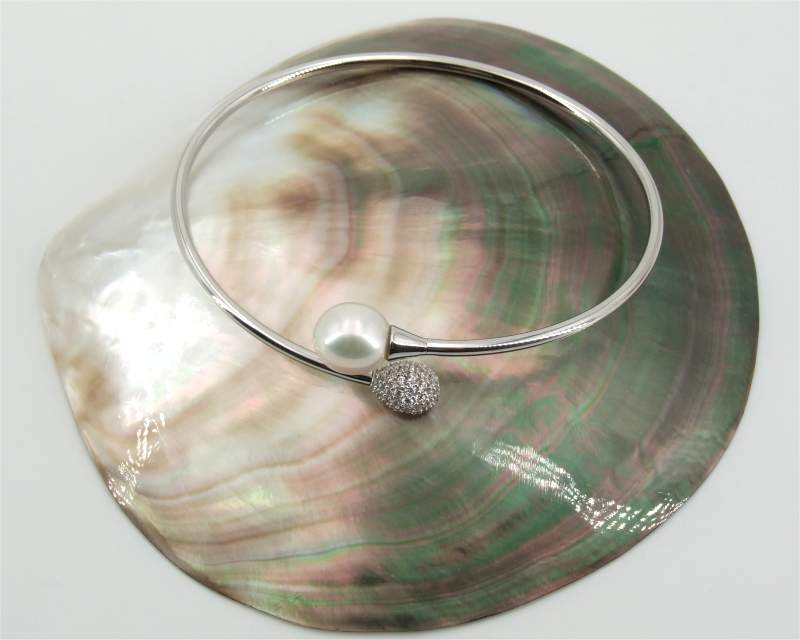Tahitian pearl bracelet at Selectraders