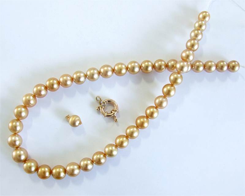 SALE South Sea Pearl Necklace at Selectraders