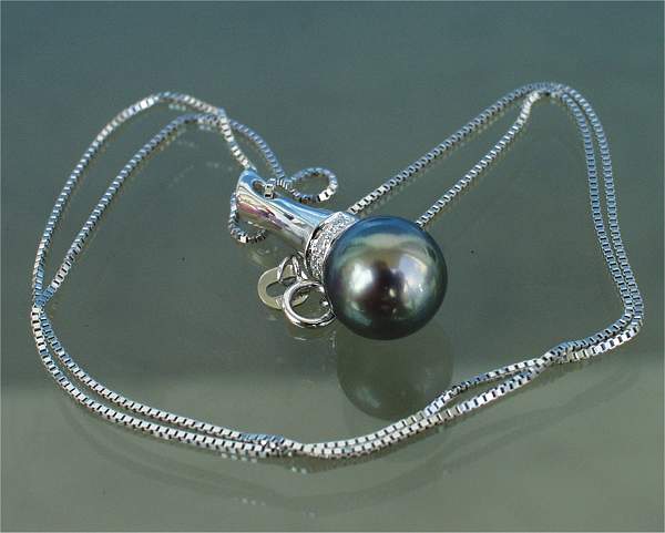 Black Pearl Jewelry at SelecTraders