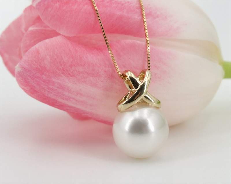 Pendant with South Sea pearl from Selectraders