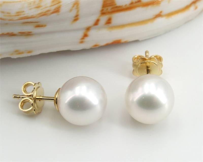 South Sea pearl earstuds from Selectraders