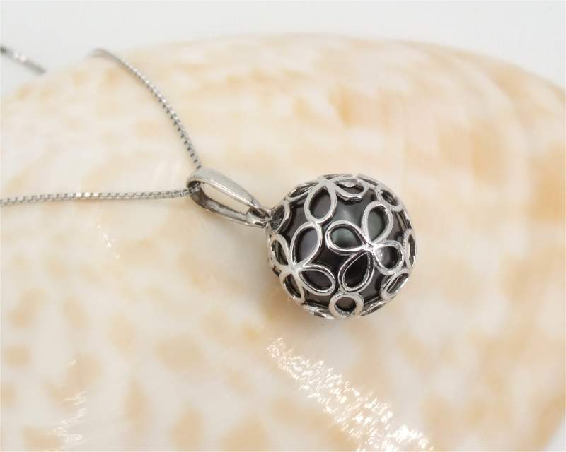 tahitian pearl pendant at Selectraders